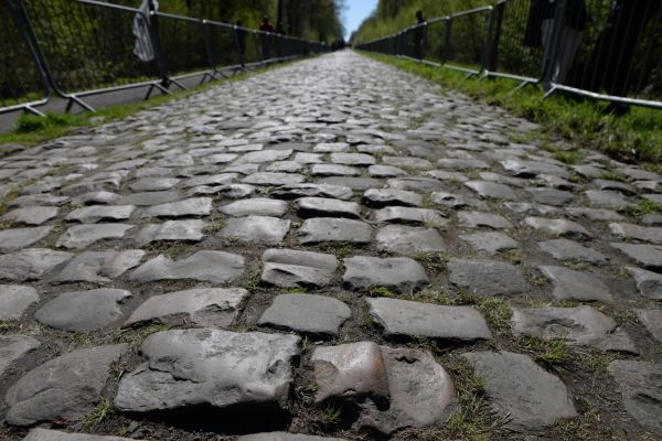 Cobblestone Installation in Brandon