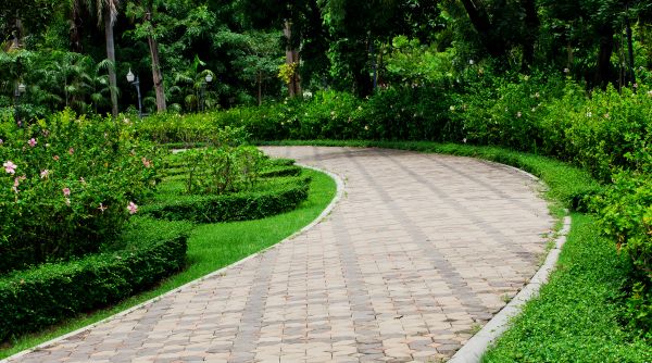 Cost of Paver Walkway Repair in Brandon