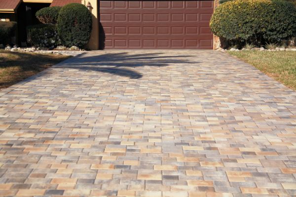 Driveway Pavers Replacement in Brandon